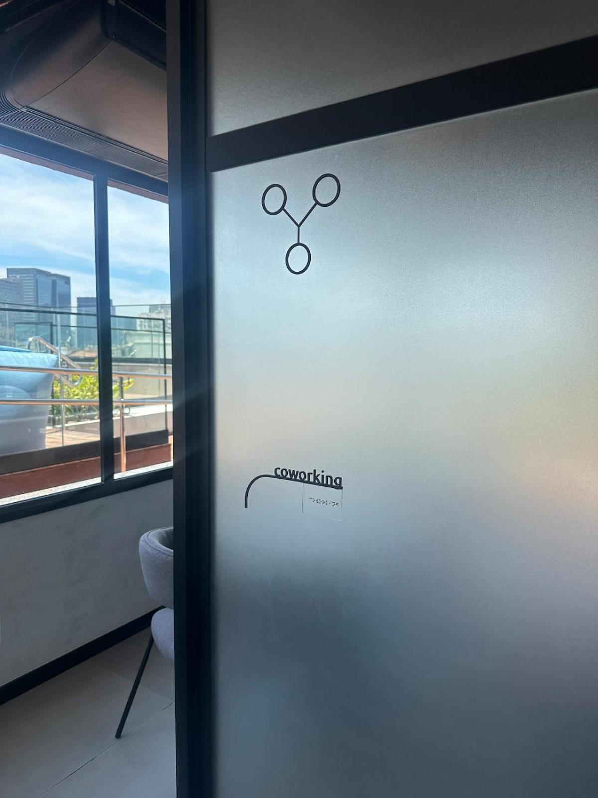 Apartamento Moderno No Centro Do Rj *